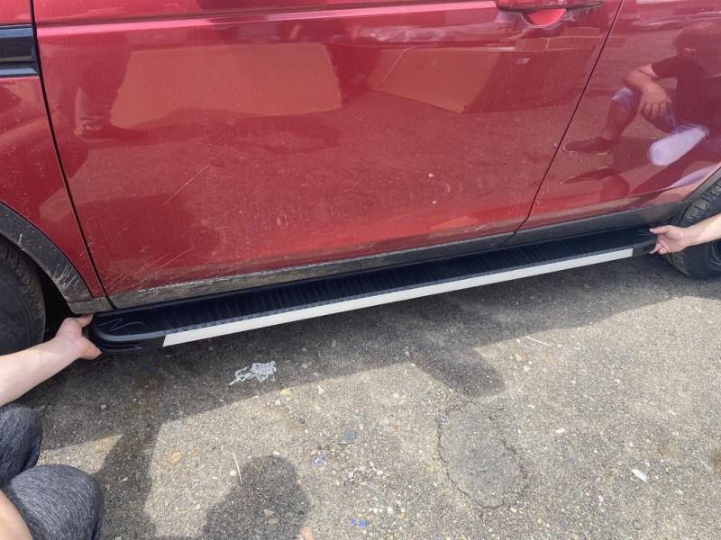 Купити Бокові пороги Maya V1 (2 шт., Алюміній) 2014-2019 для Land Rover Discovery Sport