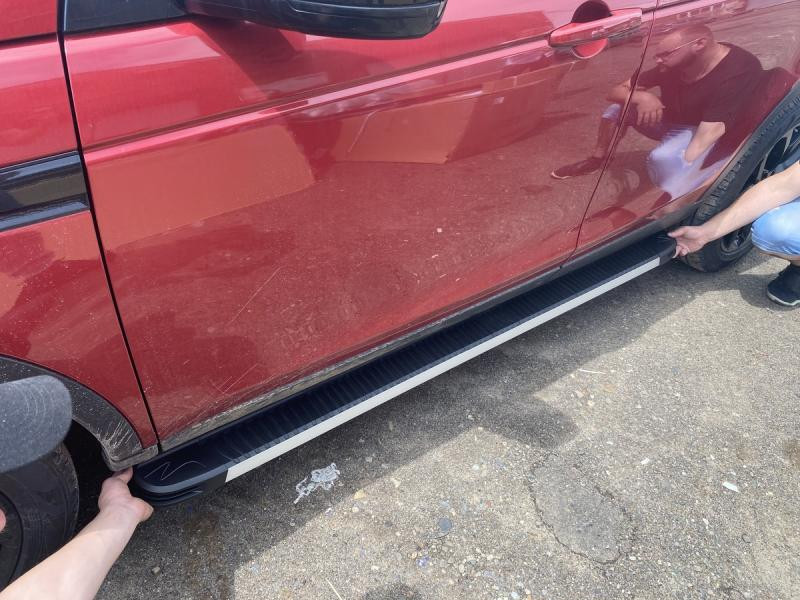 Купити Бокові пороги Maya V1 (2 шт., Алюміній) 2014-2019 для Land Rover Discovery Sport