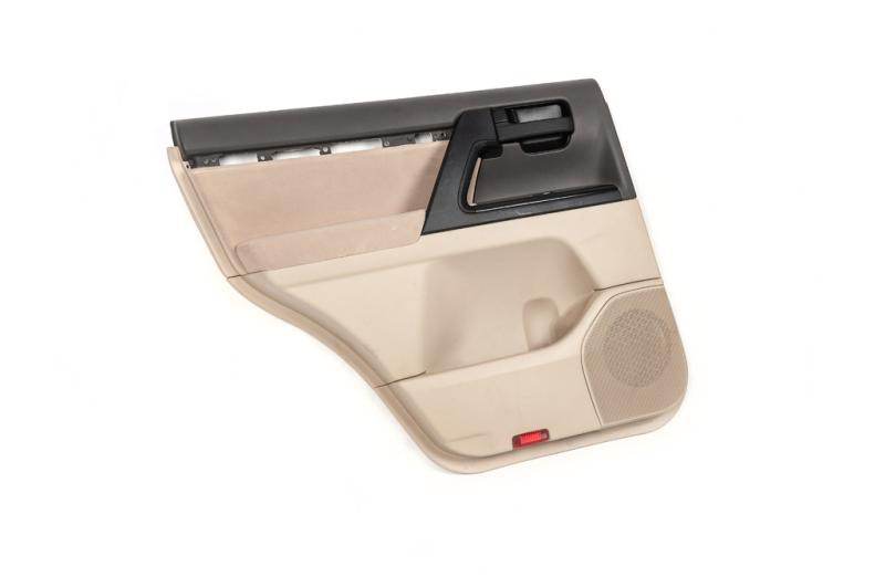 Купить Обшивка двери без деревянной вставки (1 шт) для Toyota Land Cruiser 200