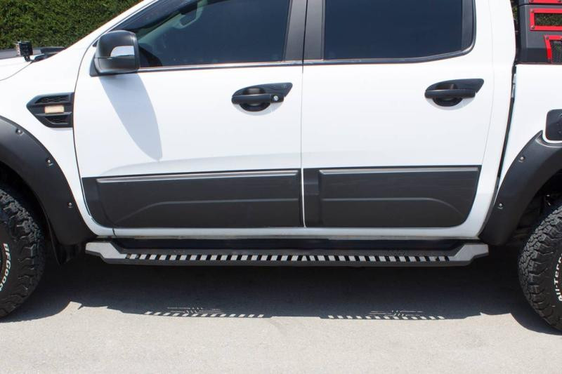 Купить Боковые пороги Dakar V1 без LED (2 шт, металл) для Isuzu D-Max 2019- гг