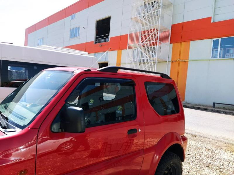 Купити Рейлінги Skyport (чорні) для Suzuki Jimny 1998-2018 рр