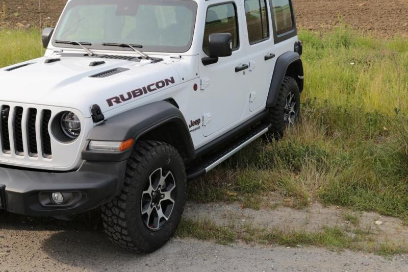 Купити Бокові пороги Duru (2 шт., Алюміній) для Jeep Wrangler 2018- рр