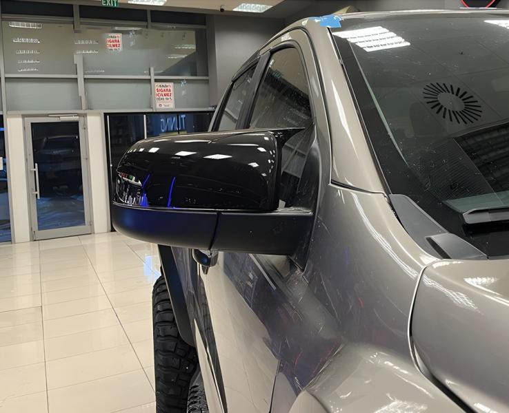 Купити Накладки на дзеркала 2015-2025 (BMW-style, 2 шт) для Ford Ranger рр