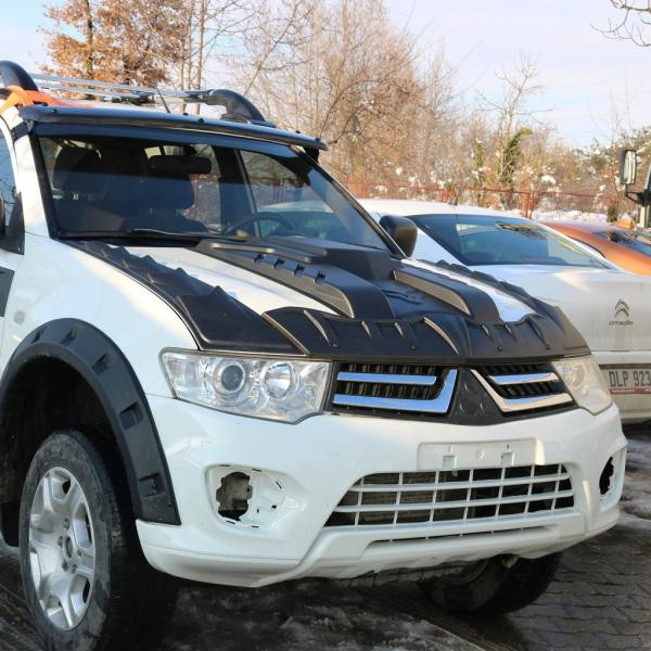 Купить Накладка на капот V1 (ABS) для Mitsubishi L200 2006-2015 гг