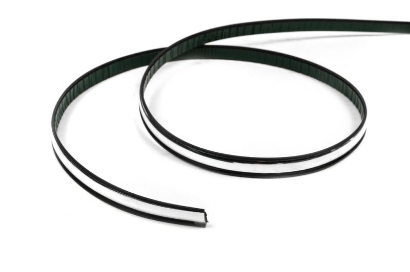 Купить Черный молдинг с хром полоской на метраж sal13 (1 метр, 16.5 мм)