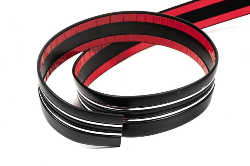 Купить Черный молдинг с хром полоской на метраж sal97 (1 метр, 54 мм)