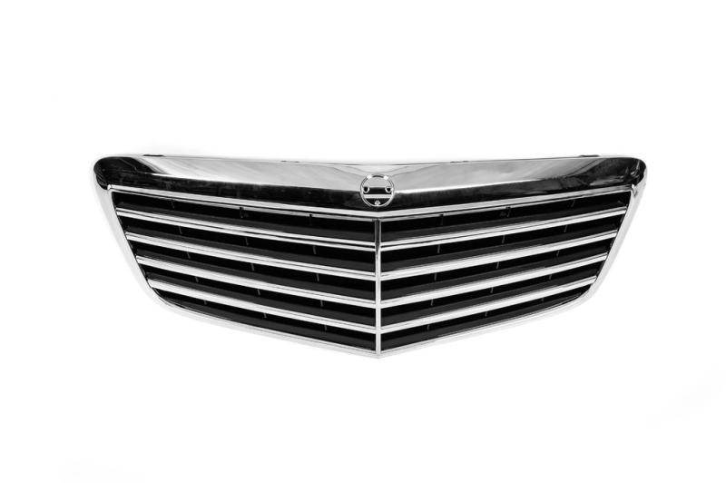Купить Передняя решетка (AMG) для Mercedes E-сlass W211 2002-2009 гг