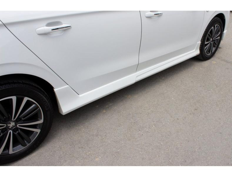 Купити Бокові пороги 2017-2025 (під фарбування) для Peugeot 301