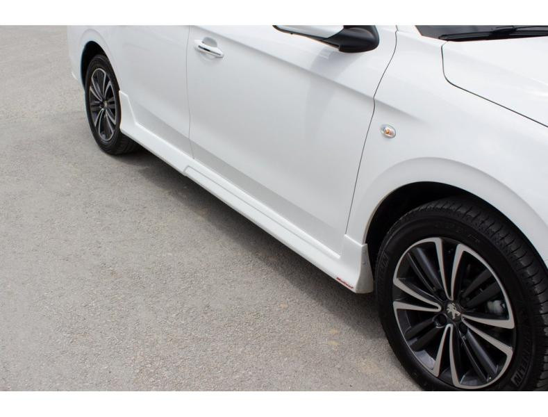 Купити Бокові пороги 2017-2025 (під фарбування) для Peugeot 301