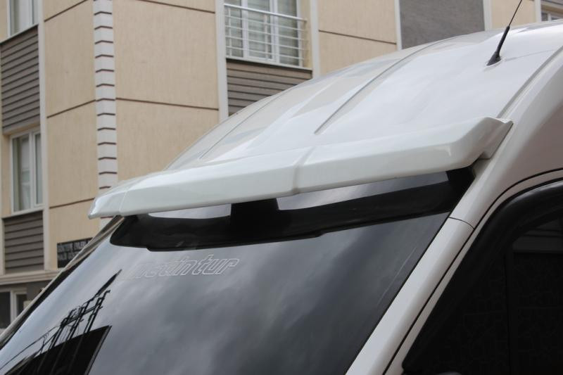 Купити Козирьок на лобове скло V2 (на клей, під фарбування) для Ford Transit 2014- рр