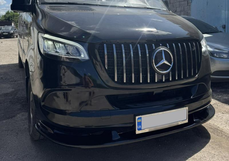 Купить Нижняя накладка на передний бампер (под покраску) для Mercedes Sprinter W907/W910 2018- гг