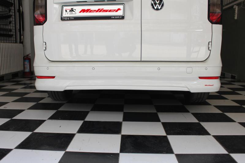 Купити Накладка на задній бампер (під фарбування) Довга база для Volkswagen Caddy 2020- рр