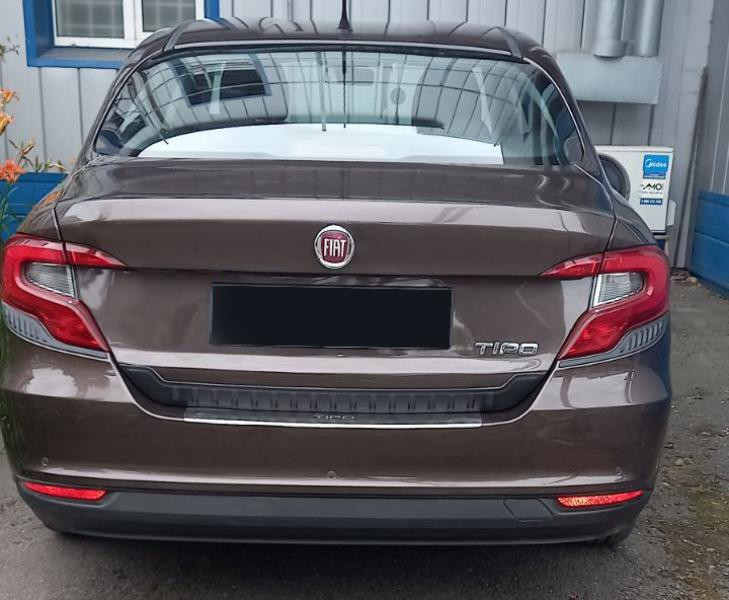 Купити Накладка на кришку багажника (3 шт, ABS) для Fiat Tipo 2016- рр