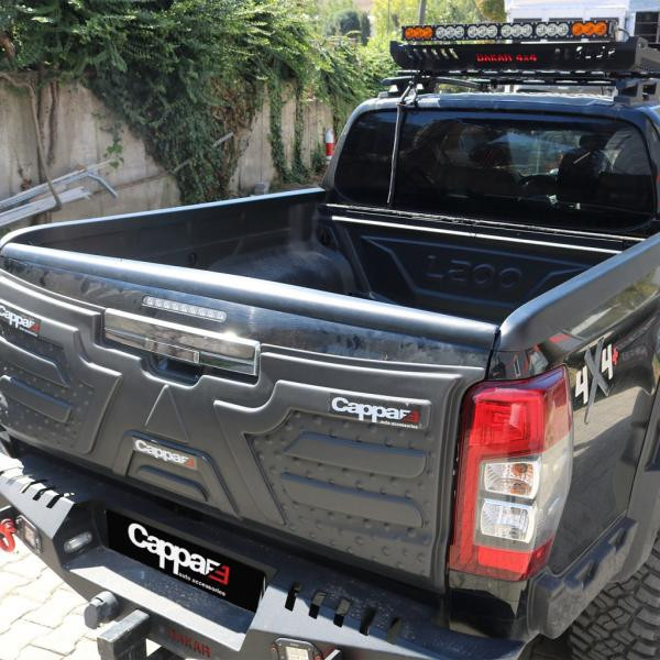 Купити Накладка на кант борту (3 шт.) для Mitsubishi L200 2015-2024 рр