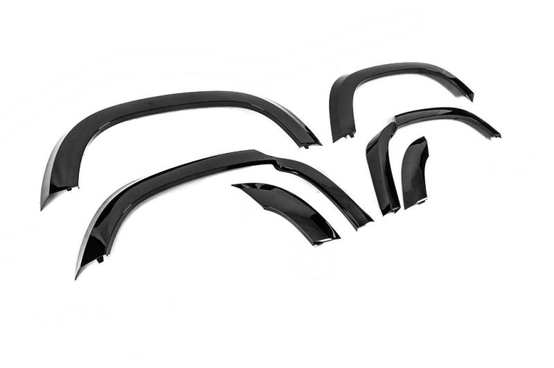 Купити Комплект розширювачів арок і накладок для Land Rover Defender 2019- рр