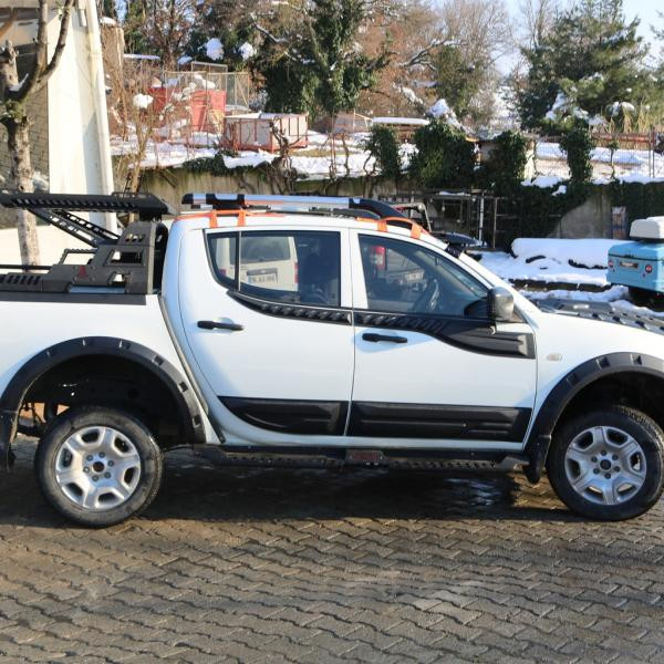 Купити Верхні молдинги дверей (4 шт, ABS) для Mitsubishi L200 2006-2015 рр