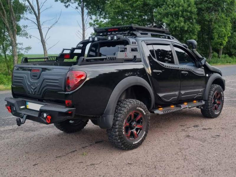 Купити Верхні молдинги дверей (4 шт, ABS) для Mitsubishi L200 2006-2015 рр