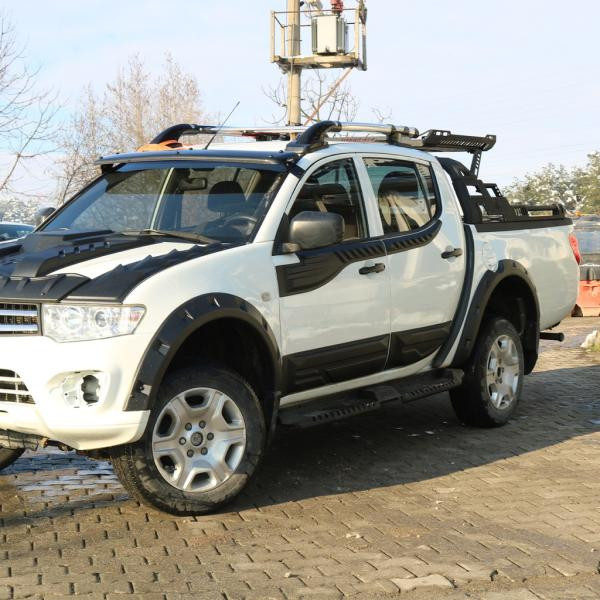 Купити Верхні молдинги дверей (4 шт, ABS) для Mitsubishi L200 2006-2015 рр