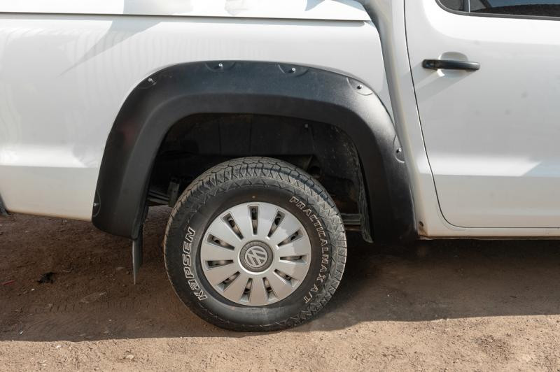 Купить Расширители колесных арок EuroCap (ABS, на болтах) для Volkswagen Amarok 2010-2022 гг