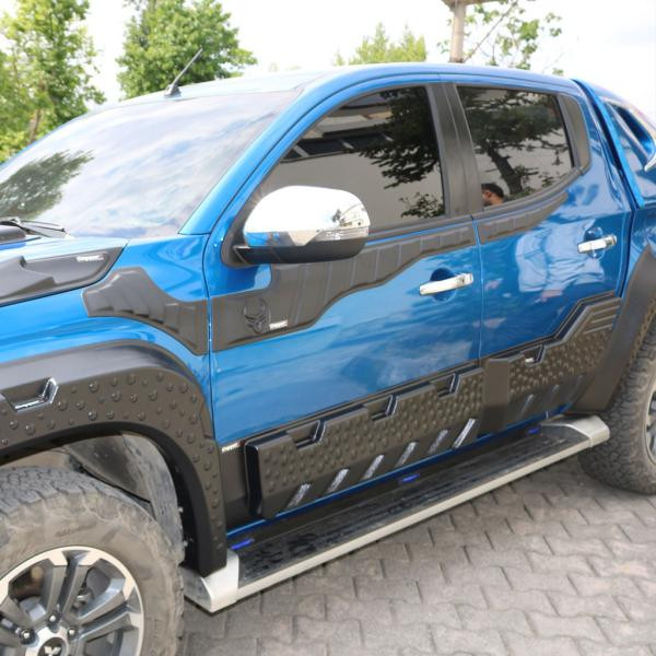 Купить Верхние молдинги дверей 2019-2025 (6 шт, ABS) для Mitsubishi L200