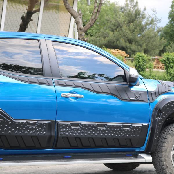 Купить Верхние молдинги дверей 2019-2025 (6 шт, ABS) для Mitsubishi L200