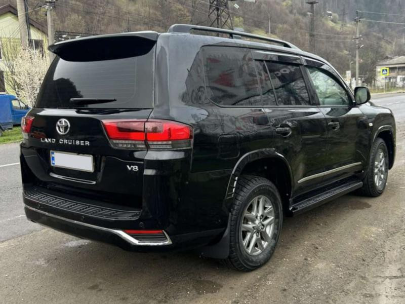 Купити Комплект рестайлінгу на LC 300 High-Line (Повний комплект) для Toyota Land Cruiser 200