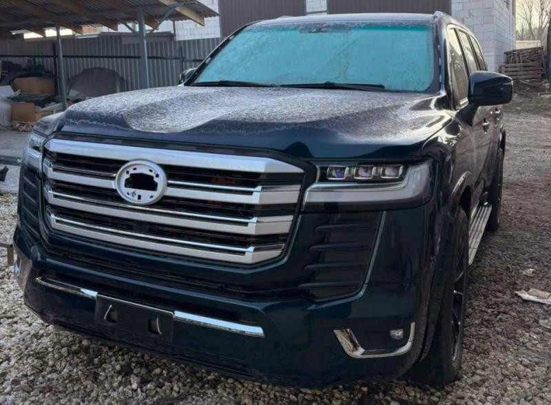 Купити Комплект рестайлінгу на LC 300 High-Line (Повний комплект) для Toyota Land Cruiser 200