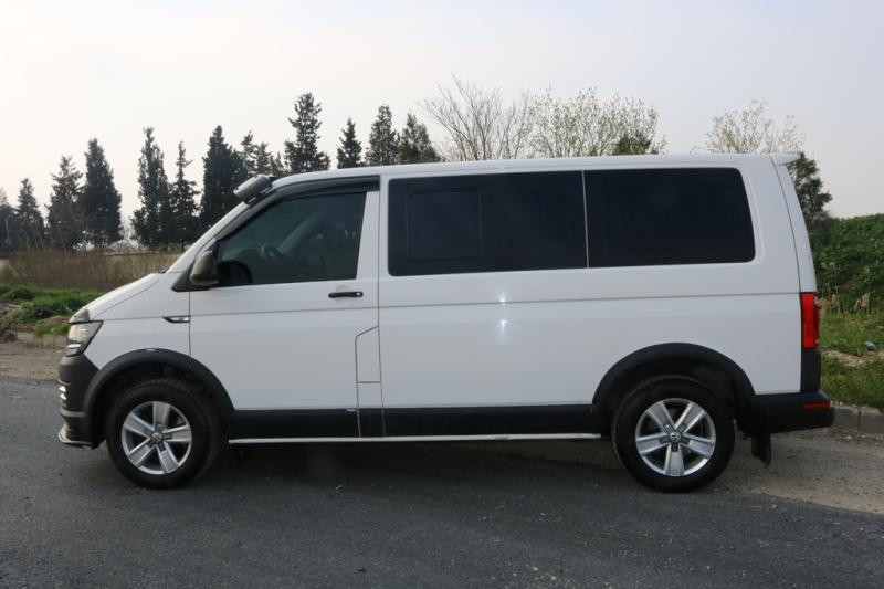 Купить Комплект молдингов и арок (11 деталей) 2019-2025, 1 боковая дверца, Короткая база для Volkswagen T6