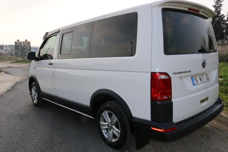 Купить Комплект молдингов и арок (11 деталей) 2019-2025, 1 боковая дверца, Короткая база для Volkswagen T6