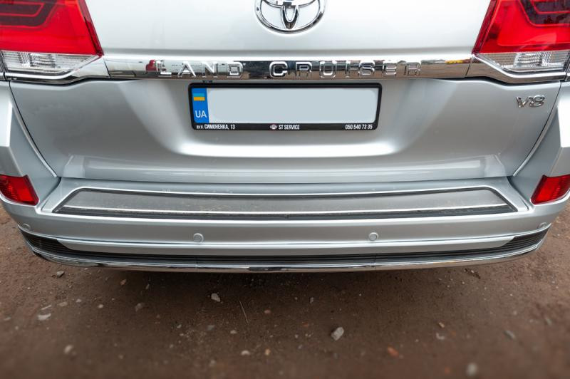 Купити Планка над номером OEM (2016-2025) для Toyota Land Cruiser 200