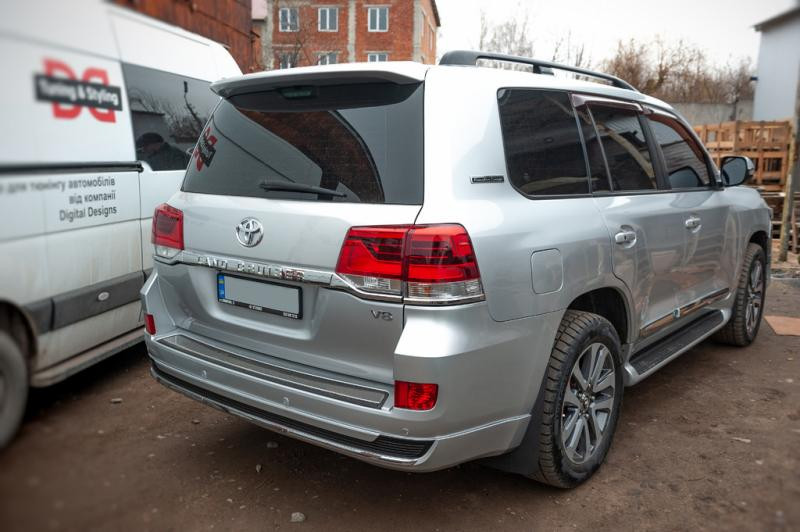 Купити Планка над номером OEM (2016-2025) для Toyota Land Cruiser 200