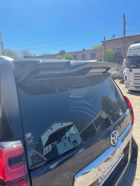Купити Спойлер вставка (поверх рідного спойлеру) Чорний колір для Toyota Land Cruiser Prado 150