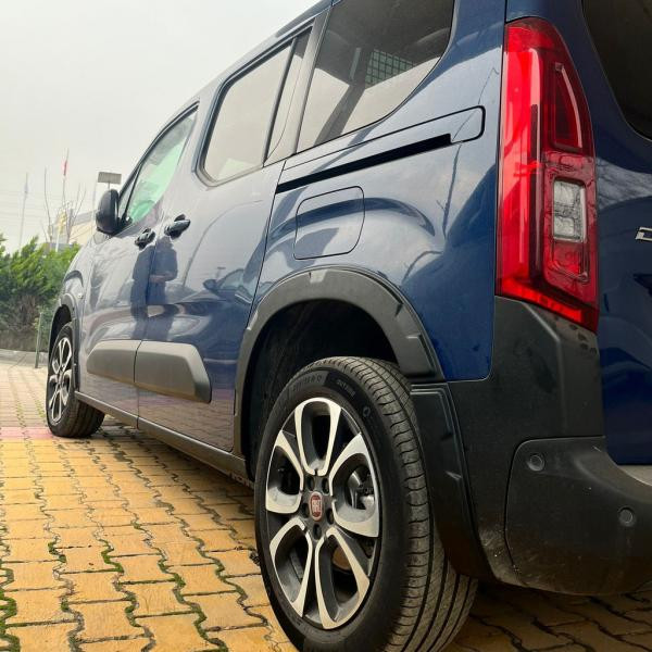 Купити Розширювачі колісних арок (EuroCap, коротка база) для Toyota Proace City