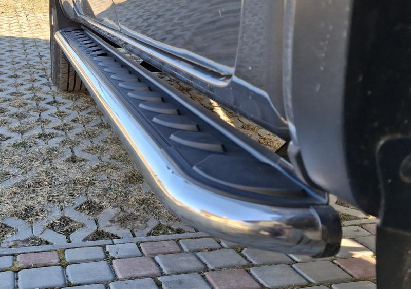 Купить Боковые пороги Maydos V-1 (2 шт., алюминий) Длина 173 см