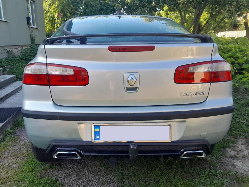 Купить Универсальный задний диффузор DPT V-2 (ABS) (черный глянец)