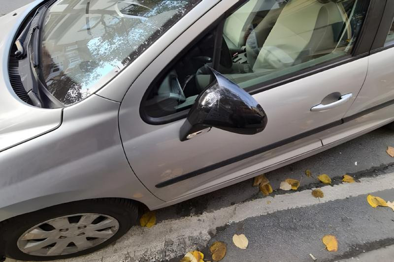 Купить Накладки на зеркала BMW-Style (2 шт) для Peugeot 308 2007-2013 гг