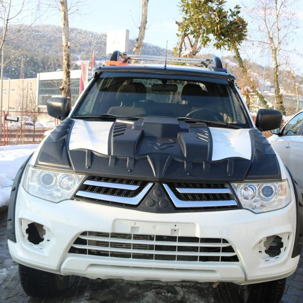 Купити Накладка на капот V4 (ABS) для Mitsubishi L200 2006-2015 рр