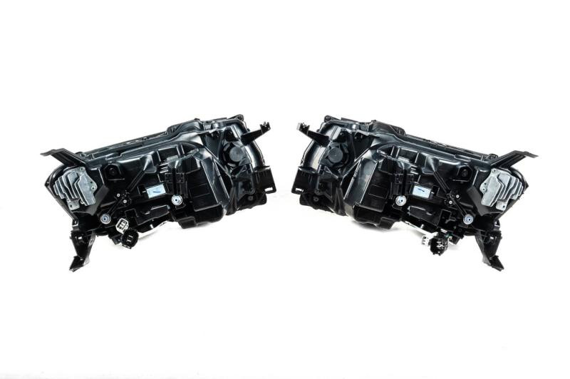 Купити Передні фари для Toyota Land Cruiser 300