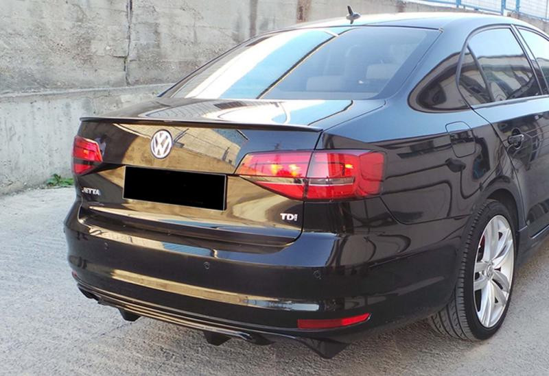 Купити Задній дифузор DPT (2014-2018, чорний глянець) для Volkswagen Jetta рр