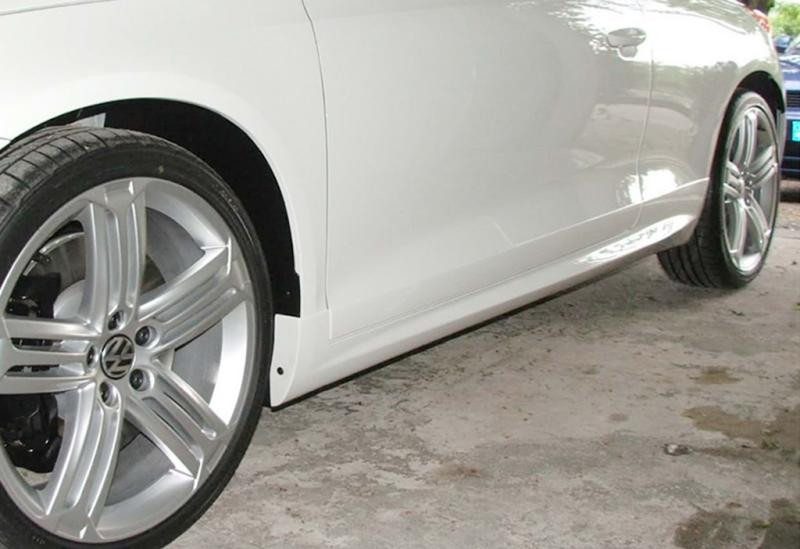 Купить Боковые пороги DPT V-1 (черный глянец) для Volkswagen Scirocco