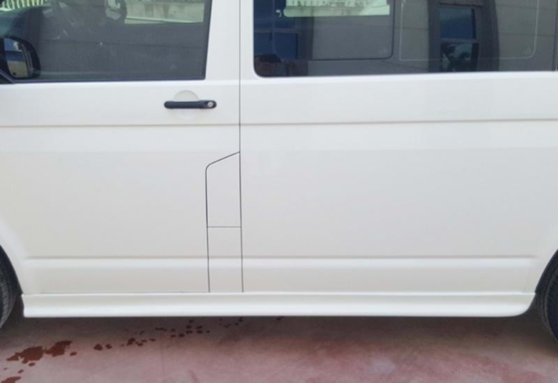 Купити Бокові пороги DPT (чорний глянець) для Volkswagen T6