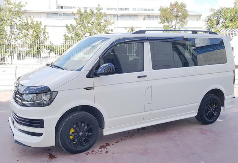 Купити Бокові пороги DPT (чорний глянець) для Volkswagen T6