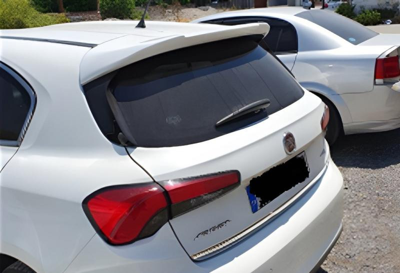 Купити Спойлер DPT (HB, чорний глянець) для Fiat Tipo 2016- рр