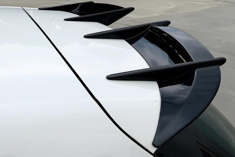 Купити Спойлер DPT V-7 (HB, чорний глянець) для Volkswagen Golf 7/E-Golf