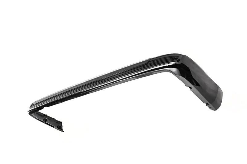 Купить Задняя накладка 2016-2025 (Executive 2021) Черный цвет для Toyota Land Cruiser 200