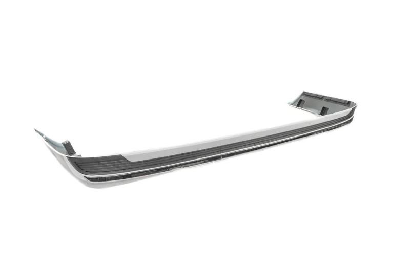 Купить Задняя накладка 2016-2025 (Executive 2021) Черный цвет для Toyota Land Cruiser 200