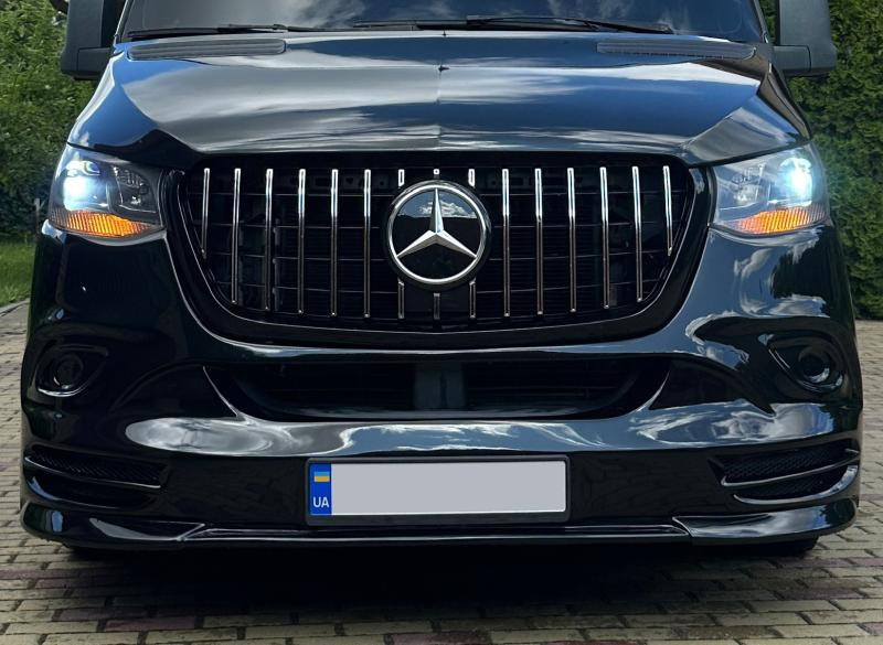 Купити Передня решітка Panamericana GT Chrome Premium V1 З рамкою для Mercedes Sprinter W907/W910 2018- рр