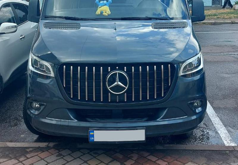 Купити Передня решітка Panamericana GT Chrome Premium V1 З рамкою для Mercedes Sprinter W907/W910 2018- рр