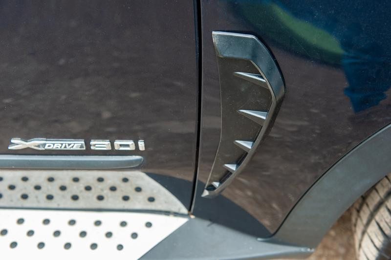 Купити Універсальні вентиляційні накладки на крила тип-E (імітація, 2 шт, гума)