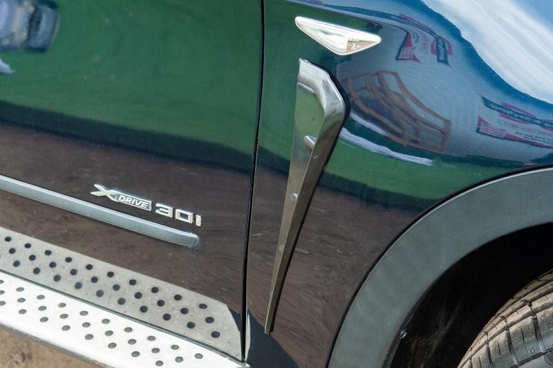 Купити Універсальні вентиляційні накладки на крила тип-A (імітація, 2 шт)